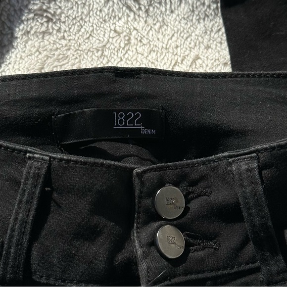 1822 Black Skinny Jeans - Picture 2 of 4